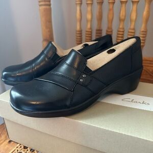 NEW Clark’s clogs
